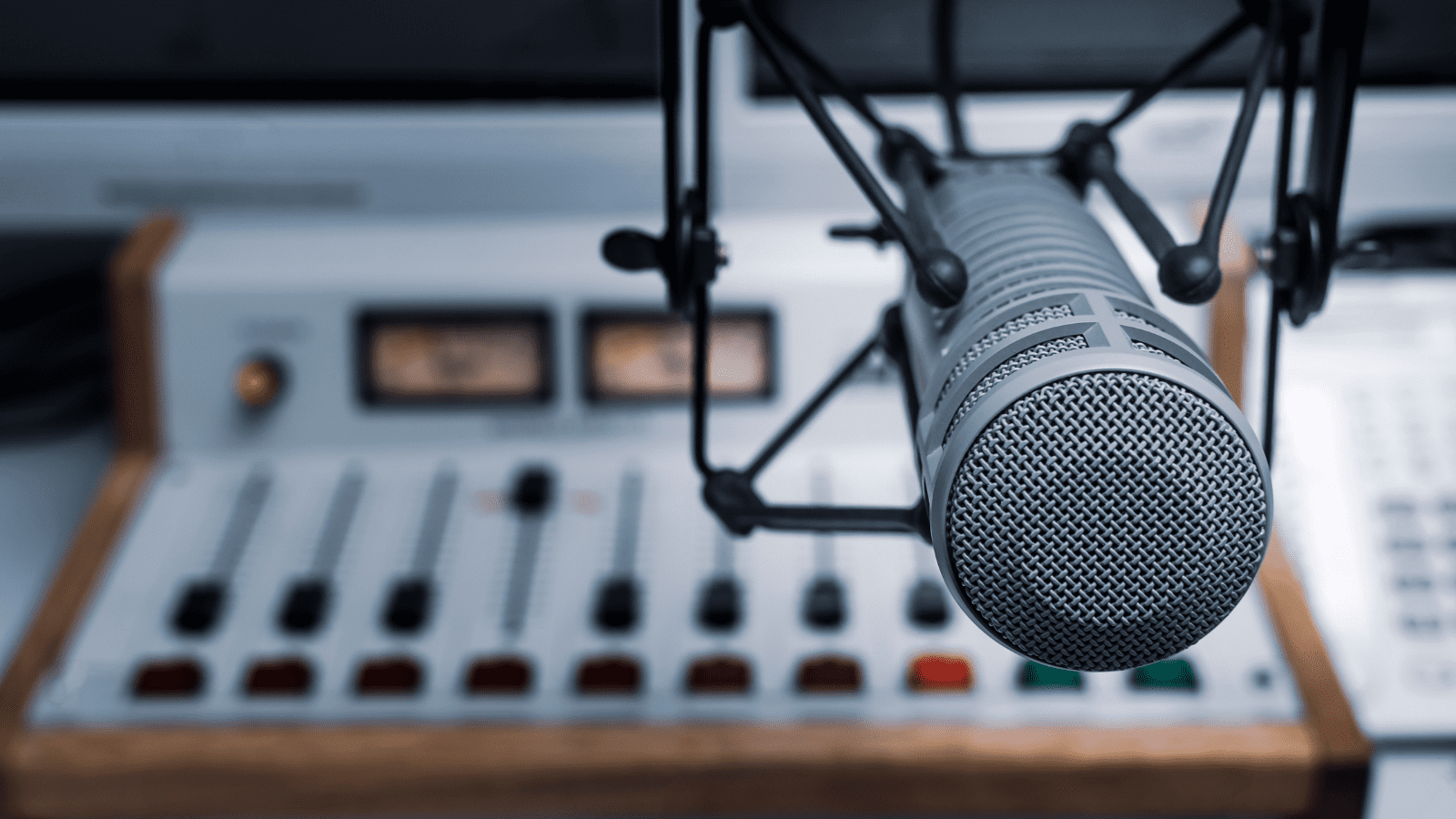 Radio Advertising in Multi-Channel Marketing, radio studio board with microphone